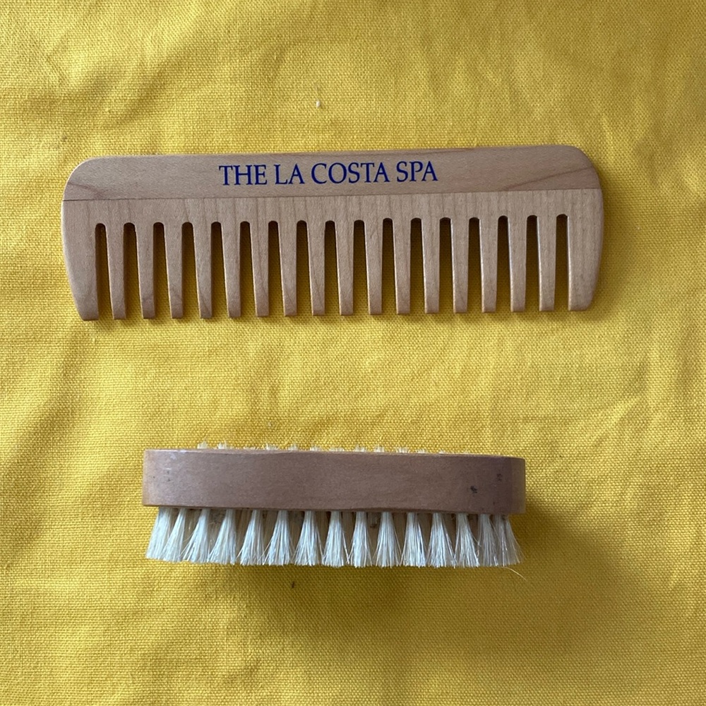 The La Costa Spa wide tooth wooden comb and nail brush